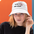 Load image into Gallery viewer, Hat Bob White Avoir le Coup de Foudre
