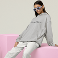 Load image into Gallery viewer, Hoodie Gray Tu as Un Coeur en Or
