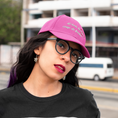 Load image into Gallery viewer, Cap Pink Avoir le Coup de Foudre
