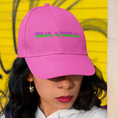 Load image into Gallery viewer, Cap Pink Belle et Rebelle
