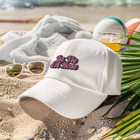 Cap White La Vie en Rose Graffiti