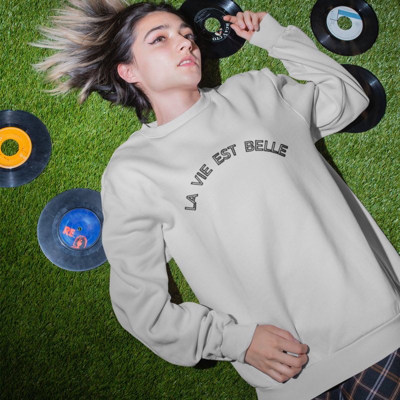 Sweater Gray La Vie Est Belle Round