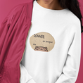 Load image into Gallery viewer, Sweater White Donner sa Langue au Chat Kawaii
