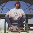 Load image into Gallery viewer, Sweater Gray Stamp Paris
