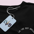 Load image into Gallery viewer, Tee Shirt La Vie Est Belle Rounded Embroidery
