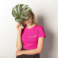 Load image into Gallery viewer, Tee Shirt Pink Donner sa Langue au Chat

