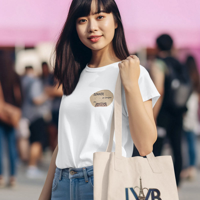 Tee Shirt White Donner sa Langue au Chat Kawaii