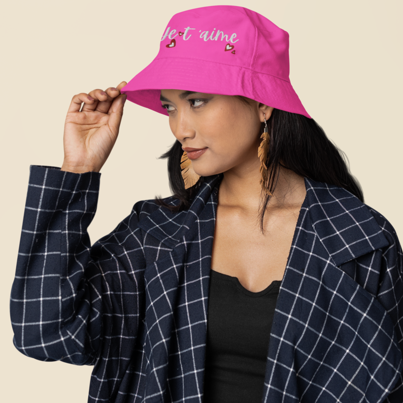 Hat Bob Pink Je t'Aime Hearts