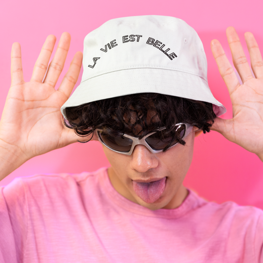 Hat Bob White La Vie Est Belle Around