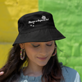 Load image into Gallery viewer, Hat Bob Black Donner sa Langue au Chat
