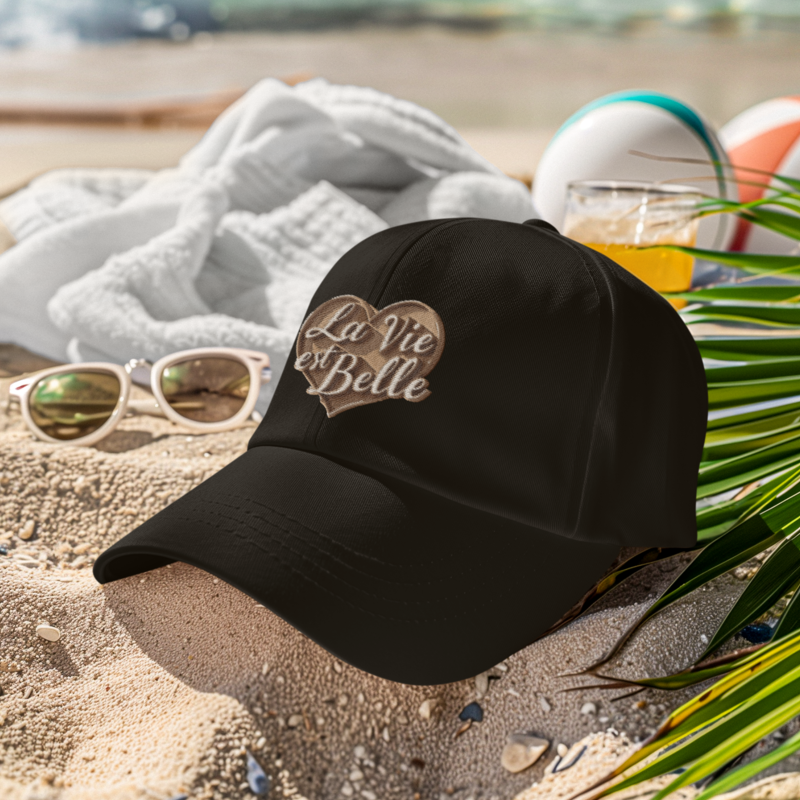Cap Black La Vie Est Belle Heart Brown