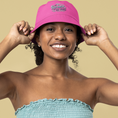 Load image into Gallery viewer, Hat Bob Pink Le Bonheur Est en Vous
