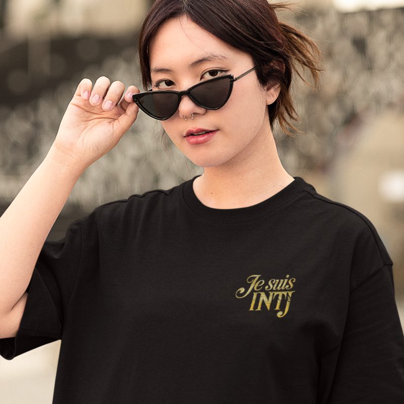 MBTI 티셔츠: 나는 INTJ입니다