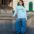 Load image into Gallery viewer, Hoodie Blue Donner sa Langue au Chat
