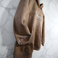 Load image into Gallery viewer, Hoodie Suede Brown Courage Force Vaillance
